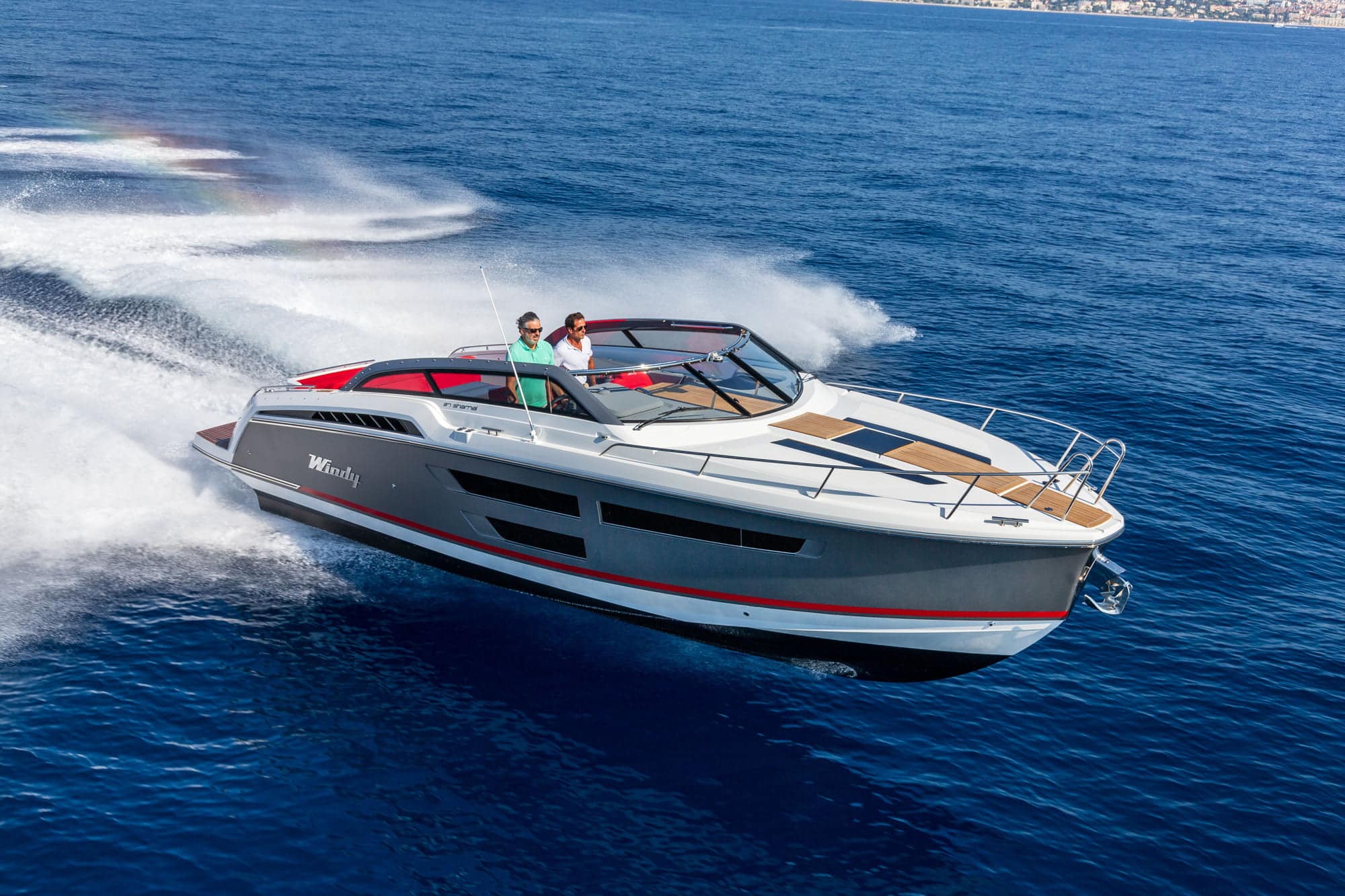 €840,000 Yacht Tour : Windy SR44 Blackhawk 